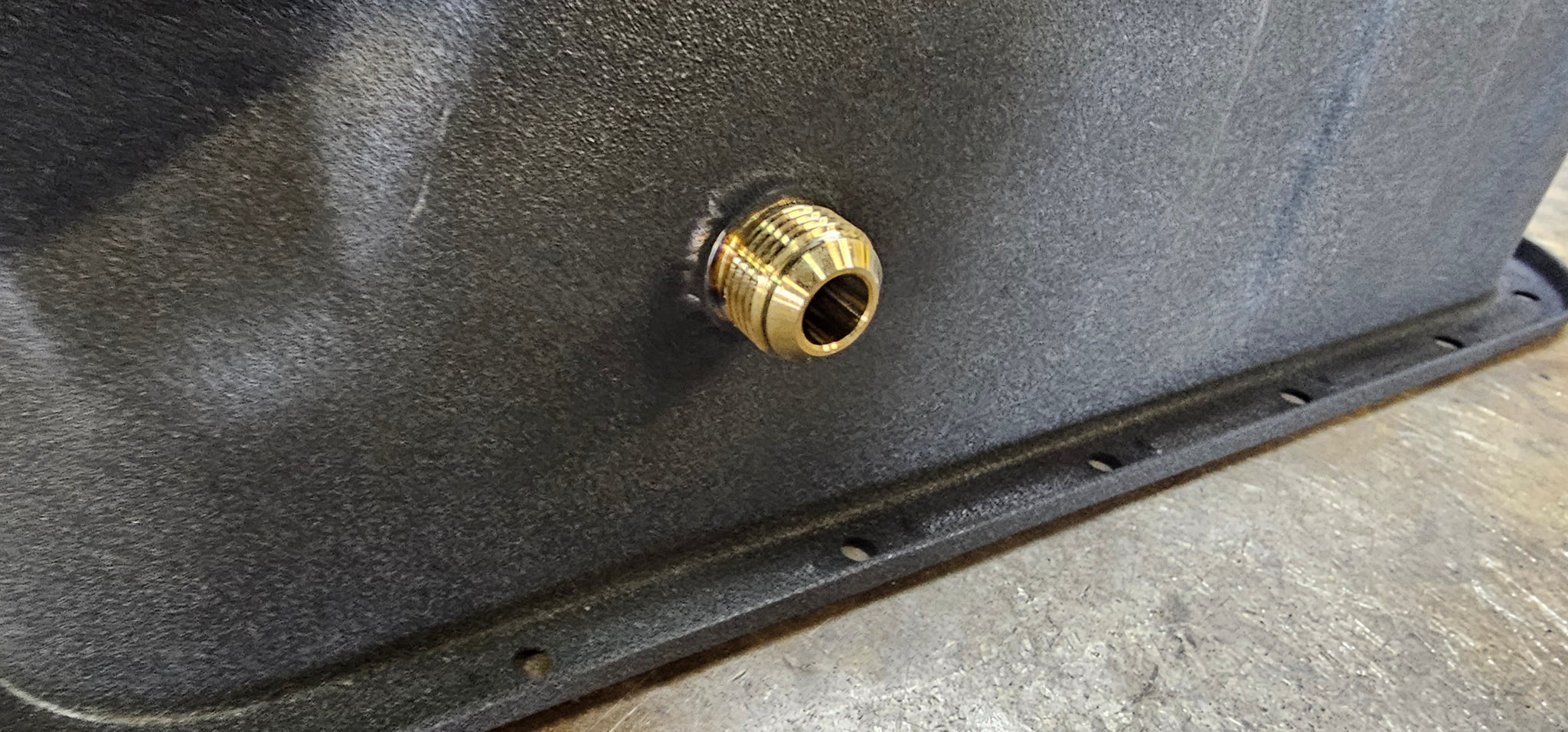 Z31 6.5qt Hammerhead oil pan – Pucker Factory Fabrication